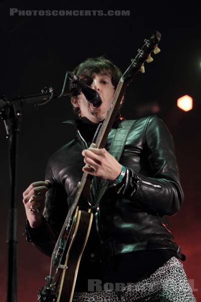 MILES KANE - 2012-07-01 - BELFORT - Presqu'ile du Malsaucy - 